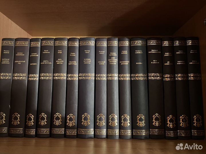 Книги серии исторический роман