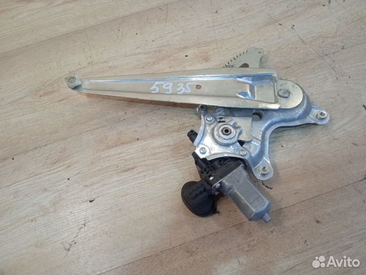 Стеклоподъемник электрический передний правый