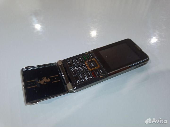 Vertu Ti Ferrari, 64 ГБ