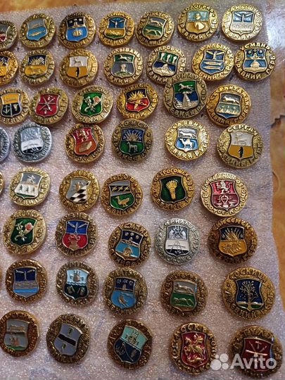 Значки пятачок, гербы городов