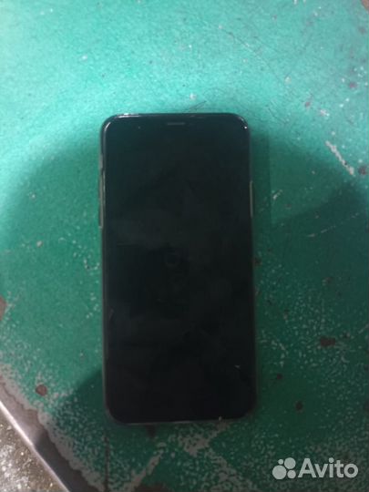 iPhone X, 64 ГБ