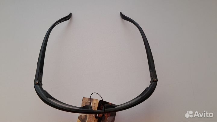 Очки спортивные