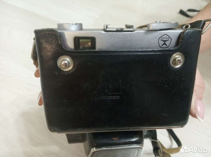 Пленочный фотоаппарат фэд Микро-2 и фотовспышка