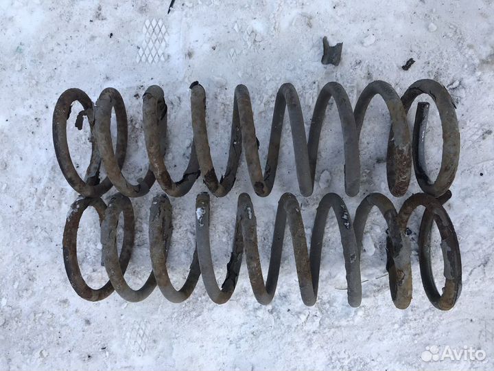 Niva chevrolet, пружины задние