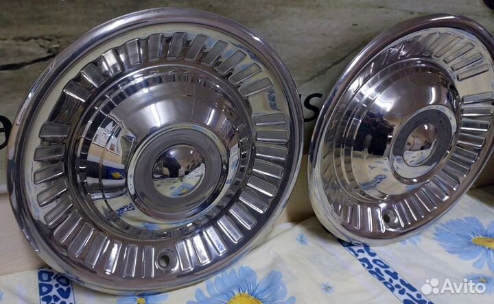 Колпаки раннего типа для автомобиля газ-13 