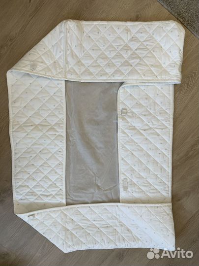 Бортик Икеа для детской кроватки