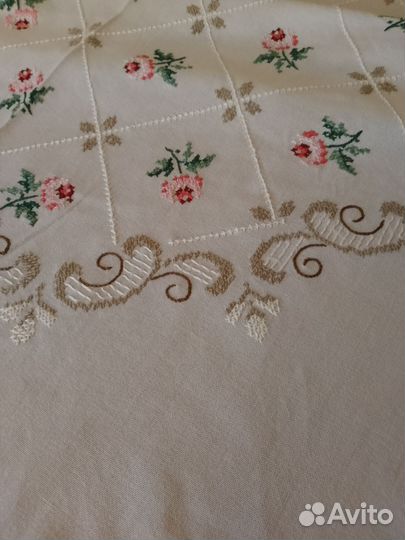 Скатерть Винтаж Европа вышивка