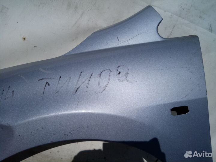 Крыло переднее левое Nissan Tiida 2012г