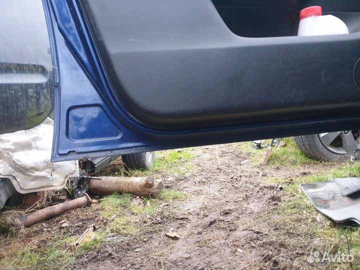 Двери Peugeot 307