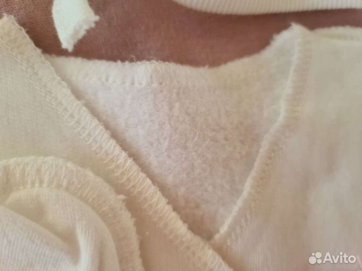 Распашонки и шапочки 50-56 размер