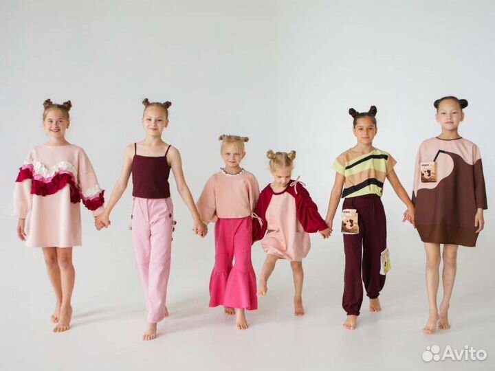 Дизайнер одежды Детская и взрослая одежда эскизы