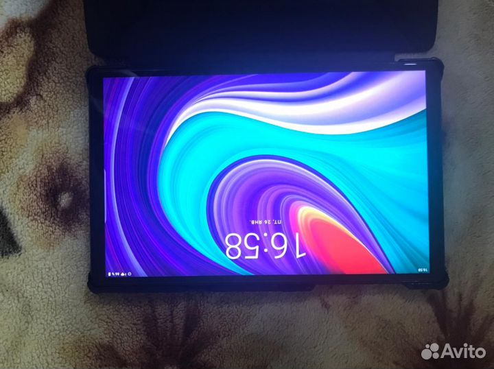 Lenovo tab m10 fhd plus