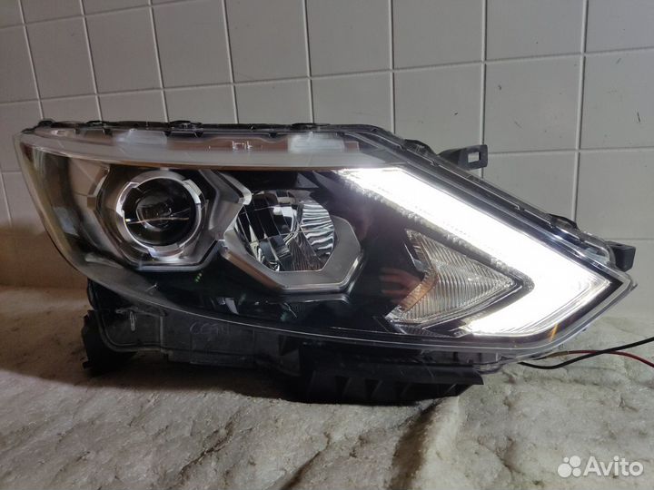 Фара led передняя правая Nissan Qashqai 2