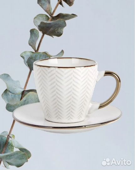 Чайный сервиз на подставке новый