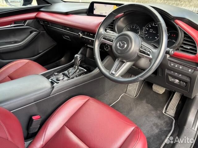 Mazda 3 1.5 AT, 2021, 33 000 км