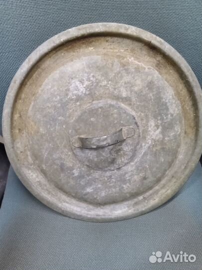 Крышки разные