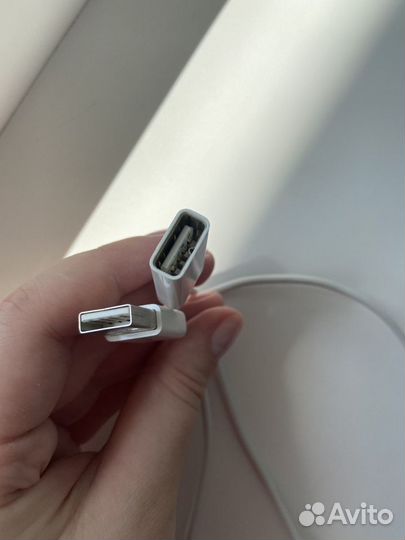 Оригинальный кабель для клавиатуры Apple