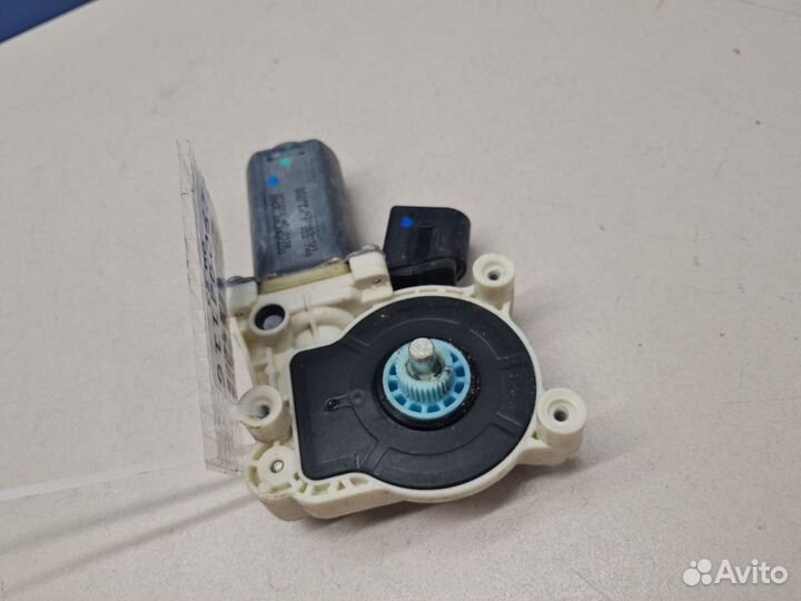 Моторчик стеклоподъёмника правый BMW X5 F15 2013-2