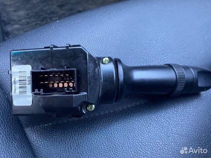 Рычаг стеклоочистителя KIA Sportage III Hyundai