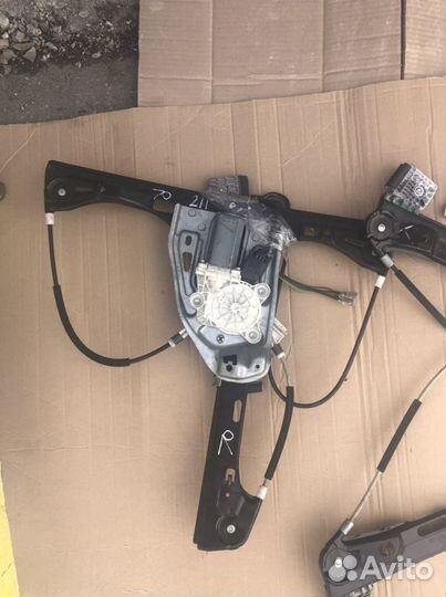 Стеклоподъемник передний левый Mercedes w211 e211