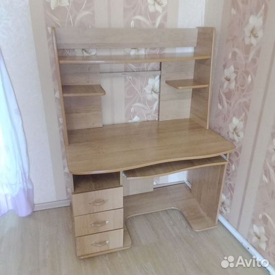 Компьютерный стол бу
