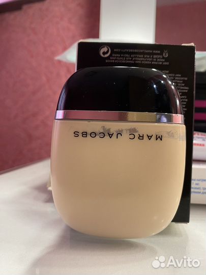 Тональный крем Marc Jacobs