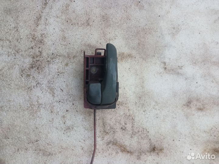 Ручка двери внутренняя левая задняя Nissan Primera