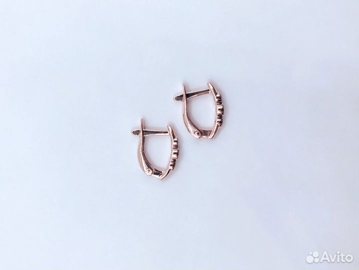 Серьги с фианитами