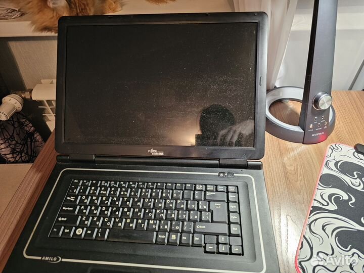 Fujitsu Siemens ноутбук