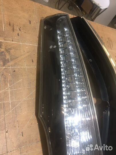 Mitsubishi grandis задние фары стопы