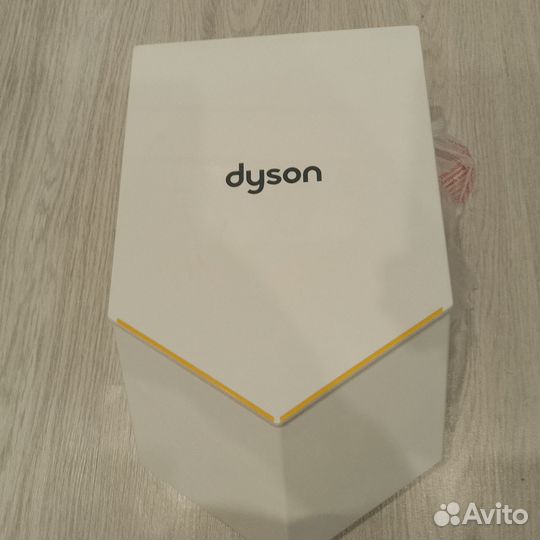 Рукосушилка Дайсон