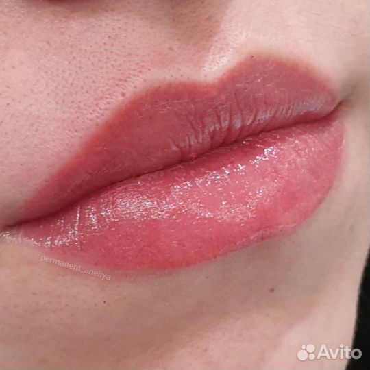 Мастер перманентного макияжа