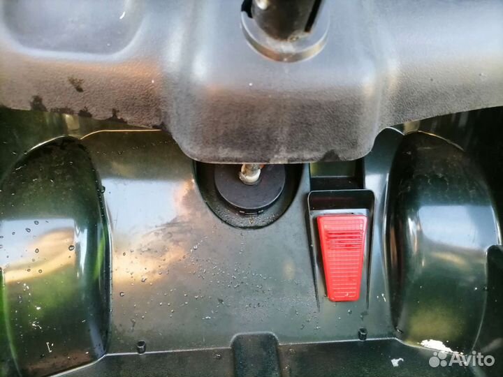 Детский электромобиль бу