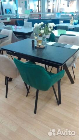 Керамический стол