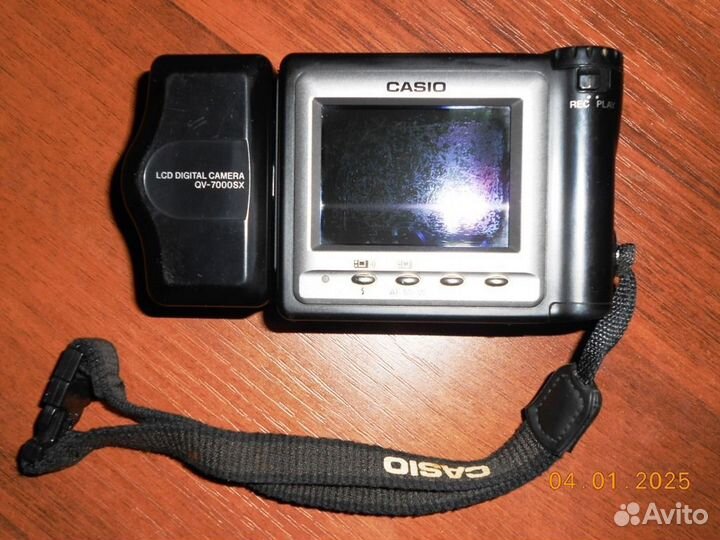 Коллекционная цифровая фотокамера Casio QV-7000SX