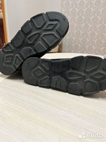 Ботинки демисезонные для девочки 36 размер