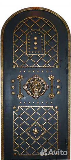 Арочная железная входная дверь с ковкой