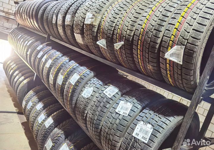 Dunlop SP Sport Maxx TT 275/40 R20