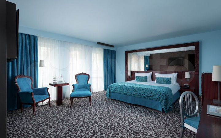 Гостиница, 4500 м²