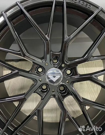 Диски одноширокие VF107 R18 5-120 на BMW F-series