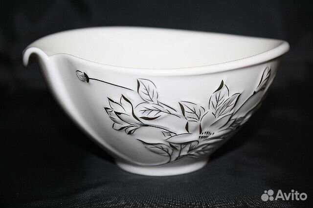 Салатники,набор тарелок