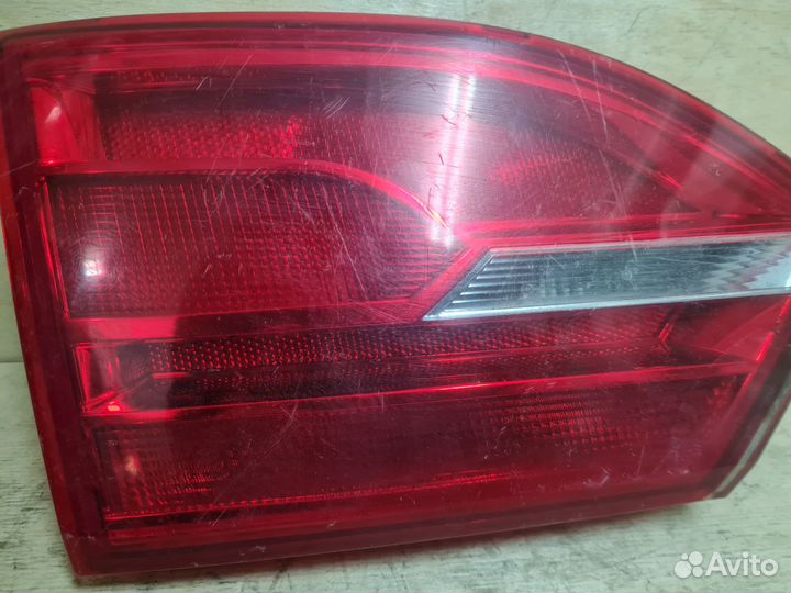 Фонарь задний внутренний левый Volkswagen Jetta 6