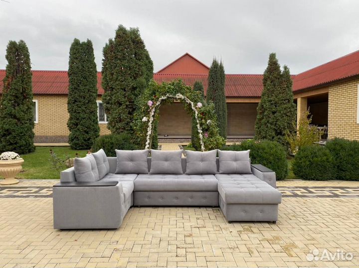 Диван п-образный