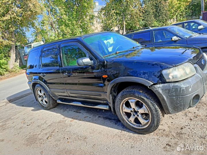 Разбор на запчасти Ford Maverick