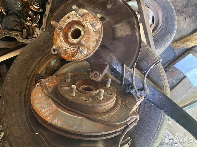 Поворотные кулаки в сборе mazda 6