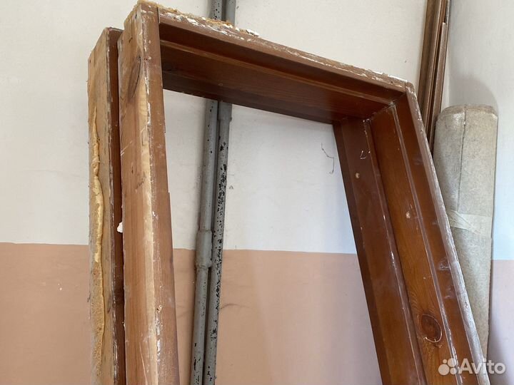 Дверь из массива