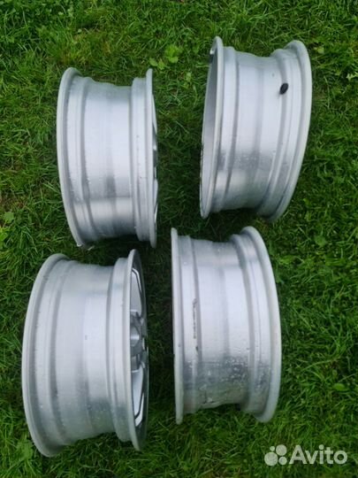 Диски Toyota Prius 15