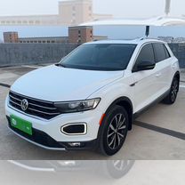 Volkswagen T-Roc 1.5 AMT, 2020, 32 658 км, с пробегом, цена 1 800 000 руб.