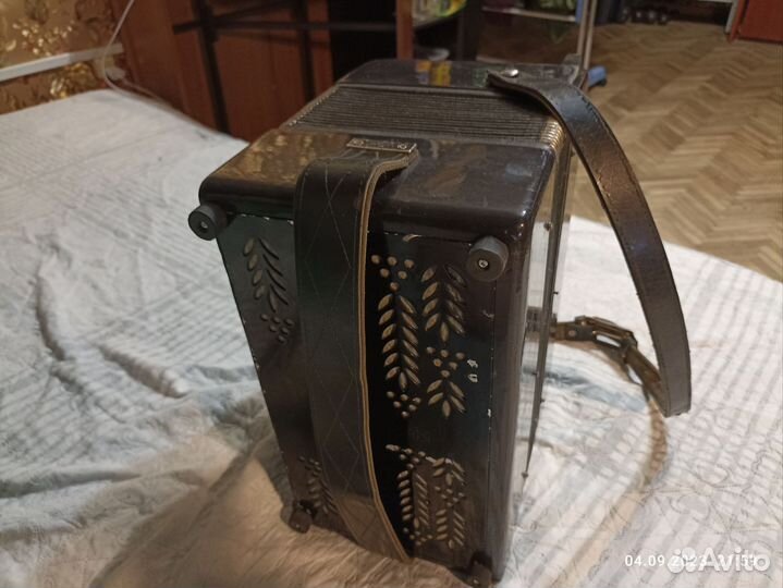 Гармонь тульская 402