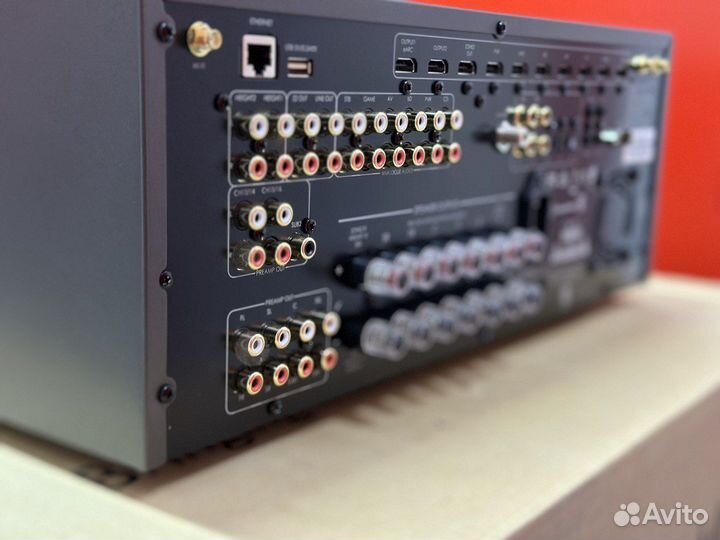 Ресивер Arcam AVR20